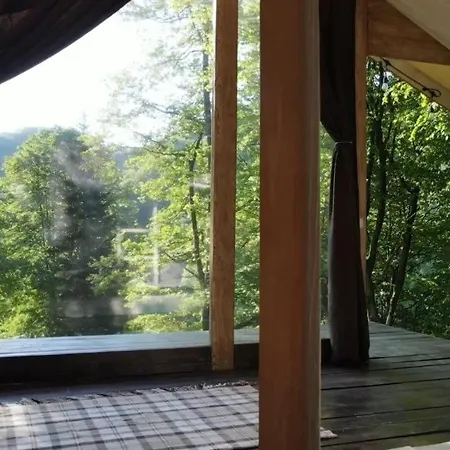 Сasa de vacaciones Aж у небі Vizhenka