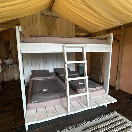 Aж у небі Ferienhaus